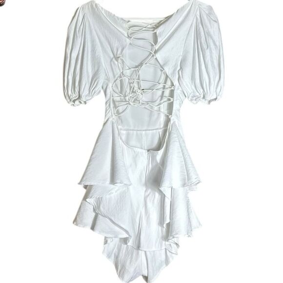 Saints + Secrets White Romper Size Small 📦 - Picture 2 of 7